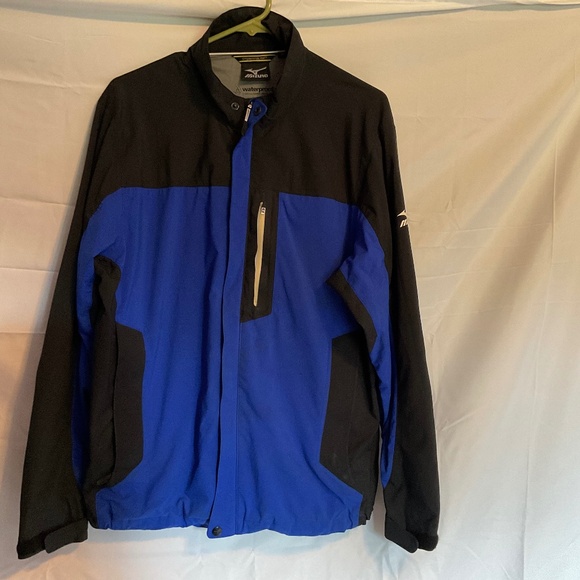 Mizuno Waterproof Jacket - Picture 1 of 8